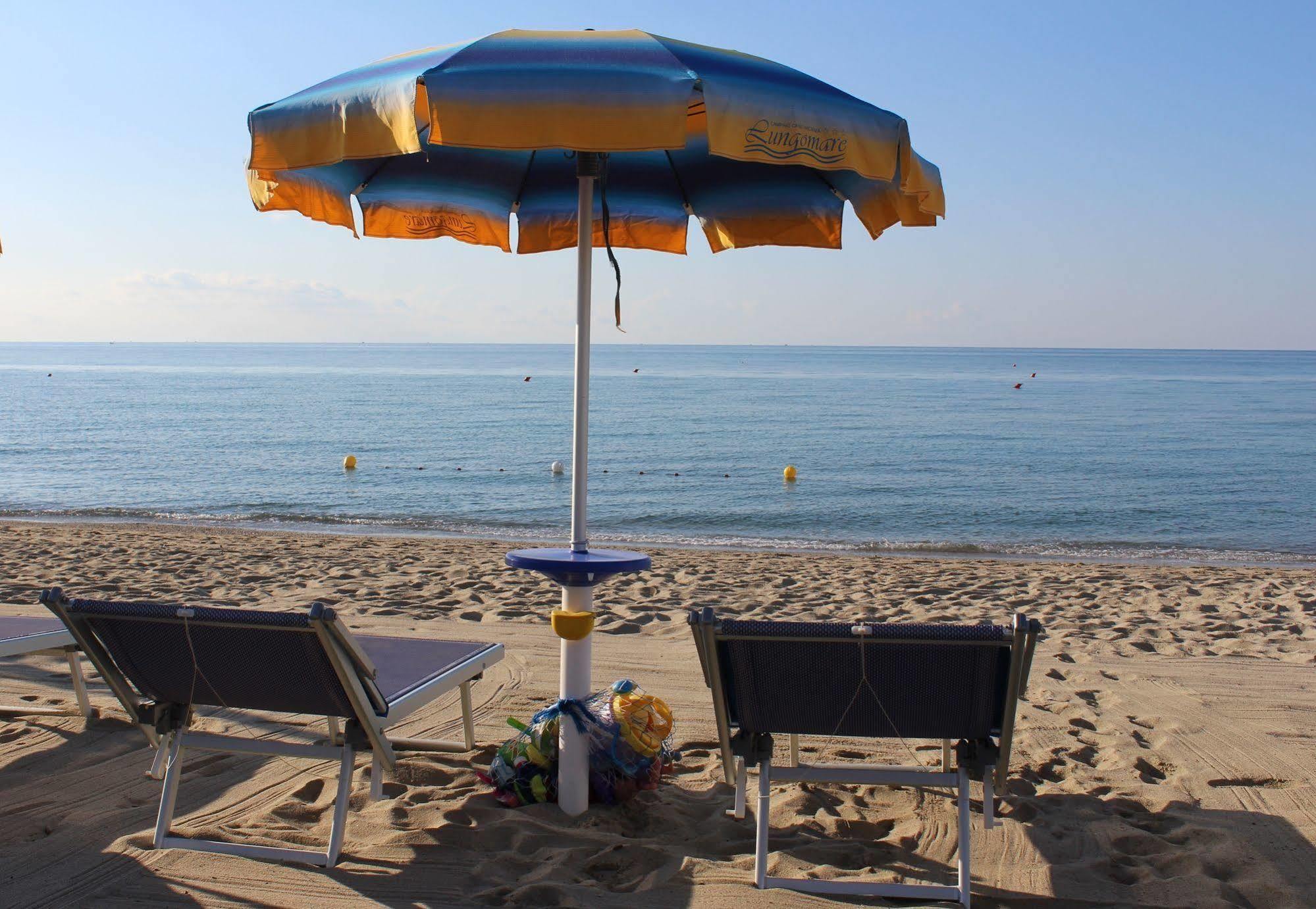 Villaggio Camping Lungomare Cropani Extérieur photo