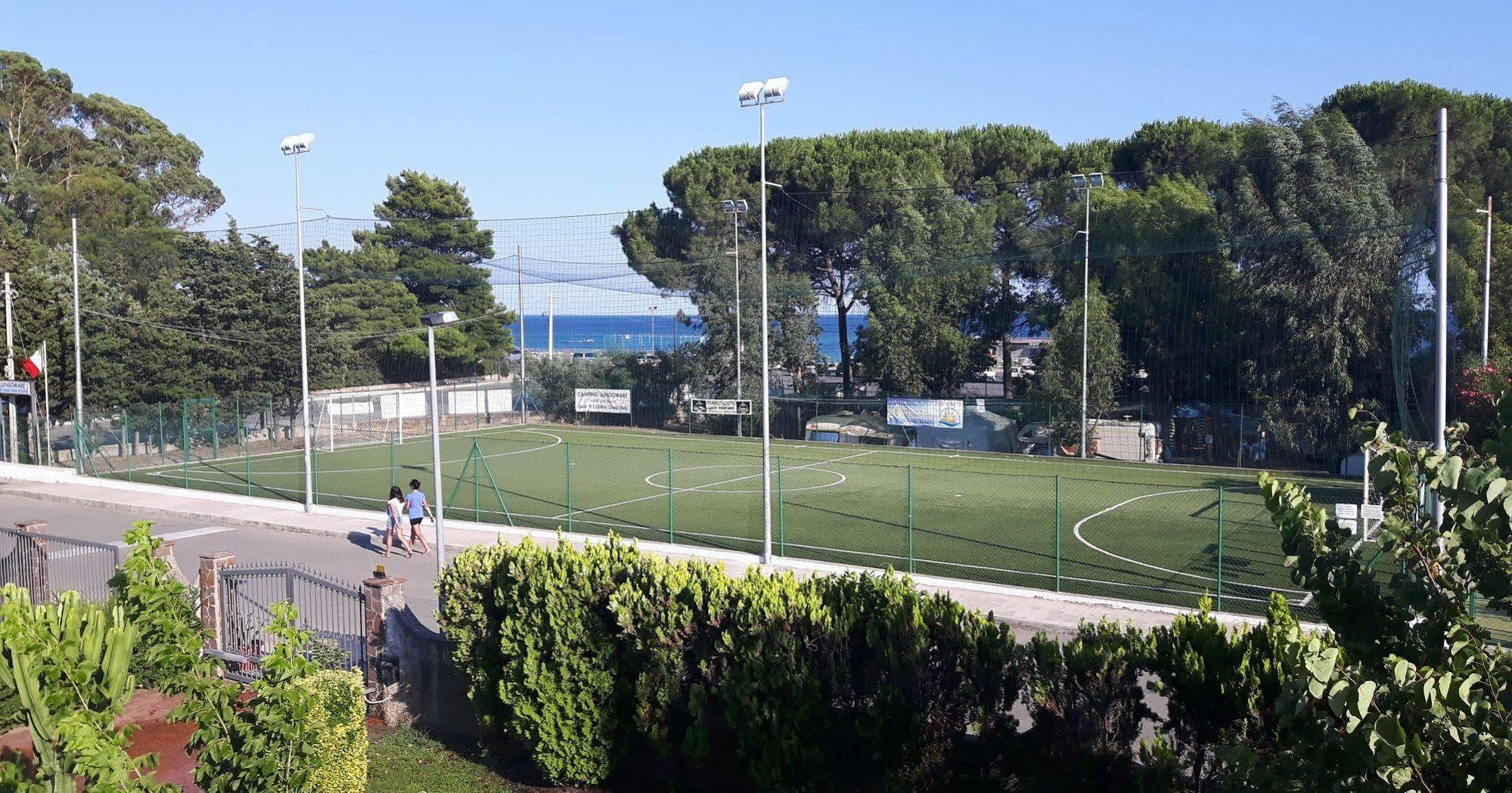 Villaggio Camping Lungomare Cropani Extérieur photo