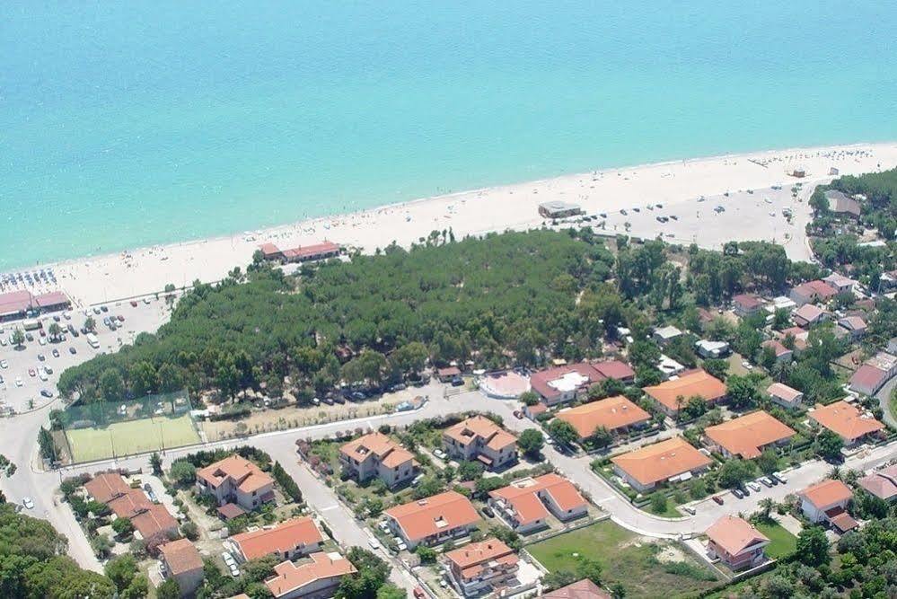 Villaggio Camping Lungomare Cropani Extérieur photo